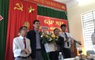 Nhân dịp kỷ niệm ngày nhà giáo Việt Nam 20/11 đại diện lãnh đạo Đảng uỷ, Chính quyền địa phương đến thăm hỏi tặng quà, động viên cán bộ, giáo viên các trường trên địa bàn xã